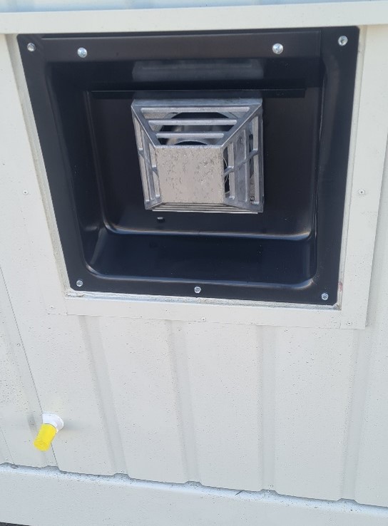 Containerwanddurchführung außen